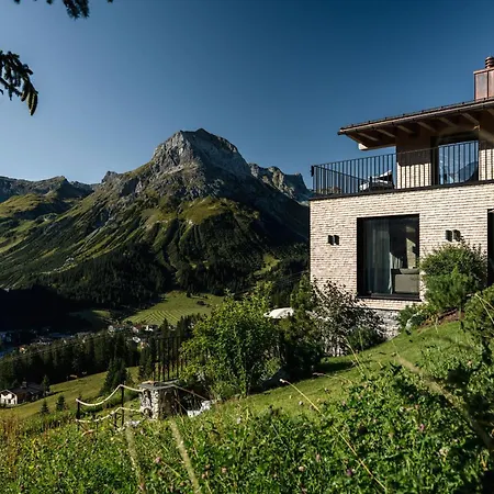 Le - Luxury Hideaway